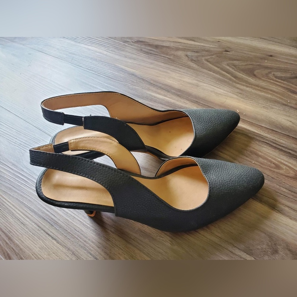 Elegant Black Slingback Women's Shoes